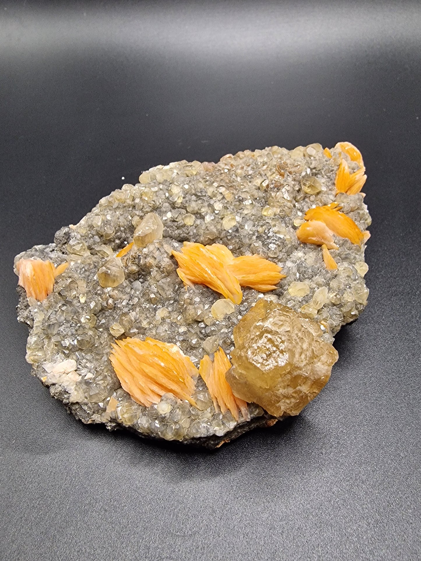 Barytine et calcite sur matrice - Mylithovox 